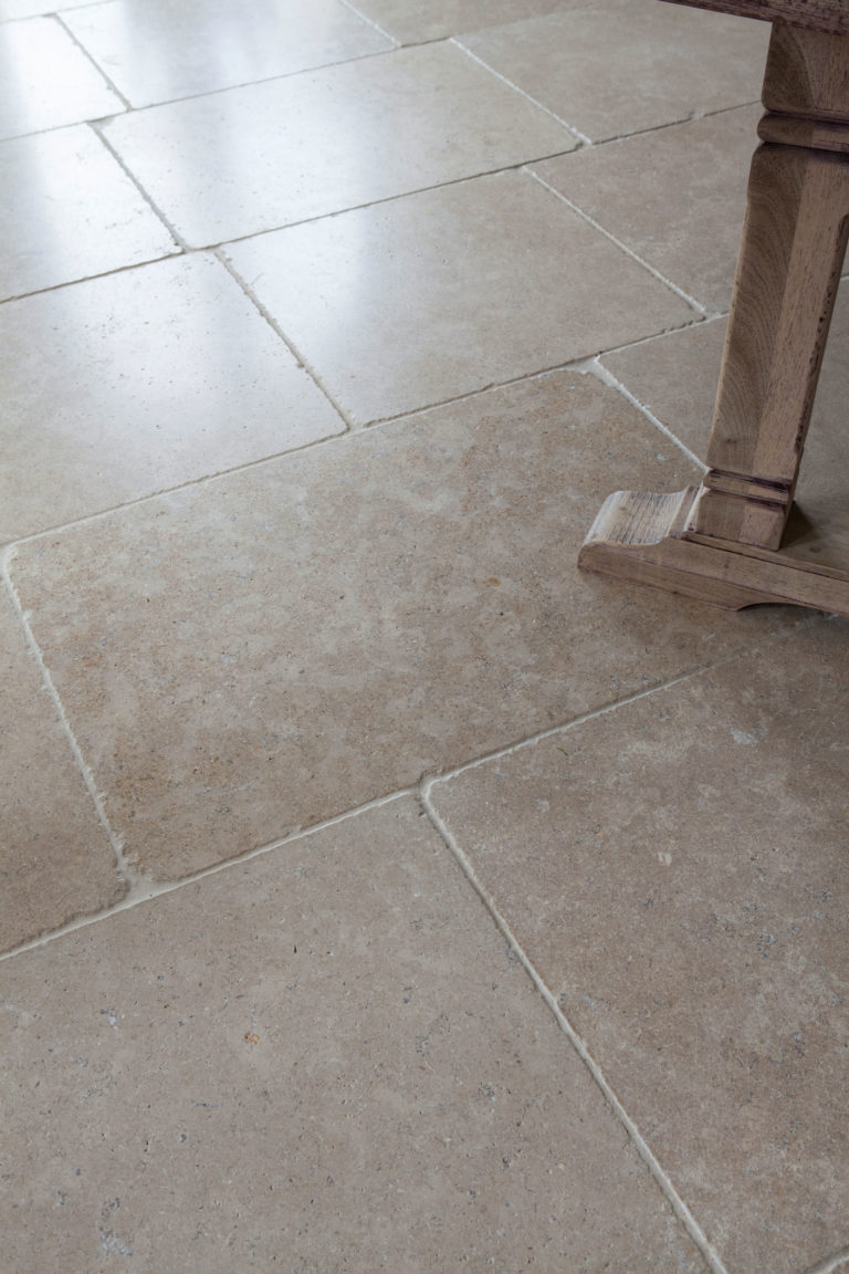 Mandarin Stone - Dunkerton - Tumbled Limestone Tiles