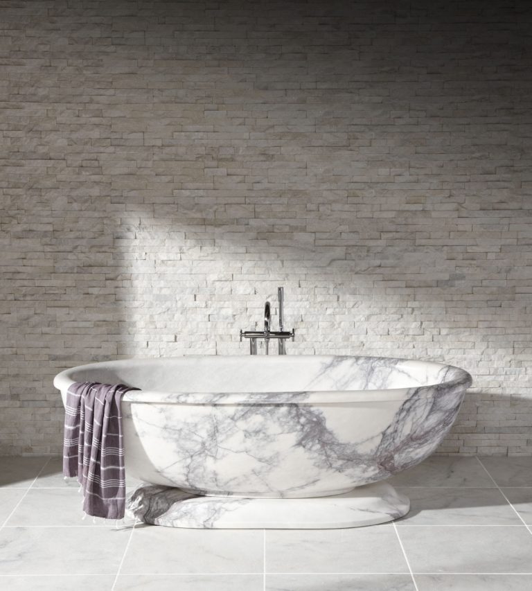 white-quartzite-maxi-splitface-bathroom-wall-tile