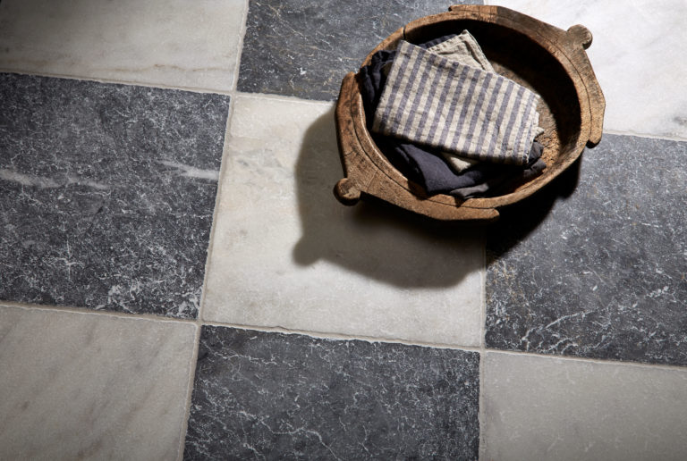 Di Scacchi Tumbled Marble Floor Tile