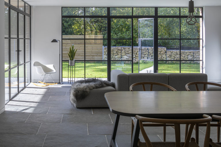 agincourt-grey-tumbled-limestone-floor-tiles-with-sofa