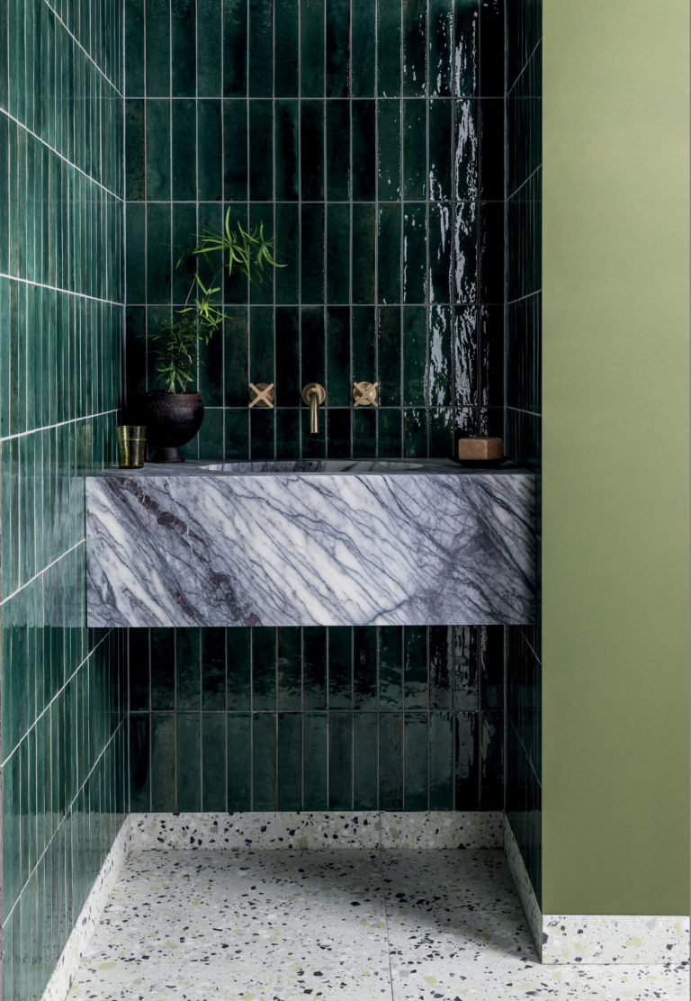 hoxton-bottle-green-gloss-rectangle-bathroom-tile