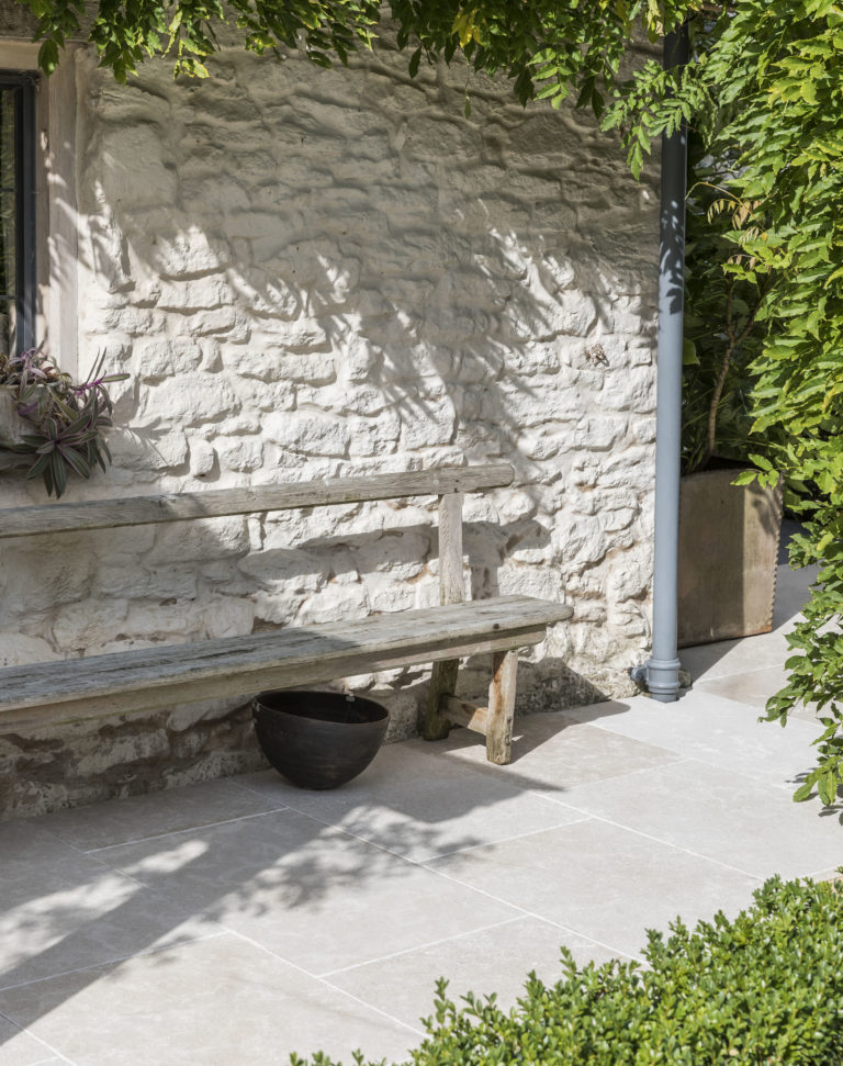 dijon-tumbled-limestone-outdoor-floor-tiles