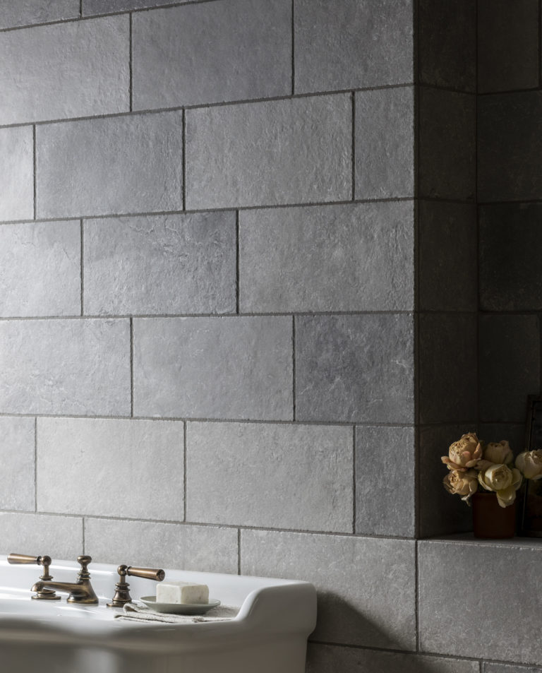 trulli-grey-porcelain-wall-tile