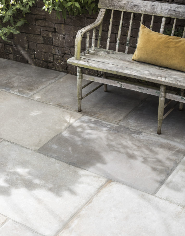 wexford-grey-outdoor-porcelain-floor-tiles