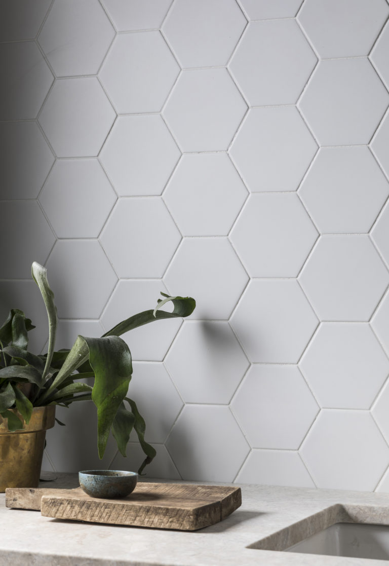 oska-linen-matt-porcelain-hexagon-bathroom-tiles