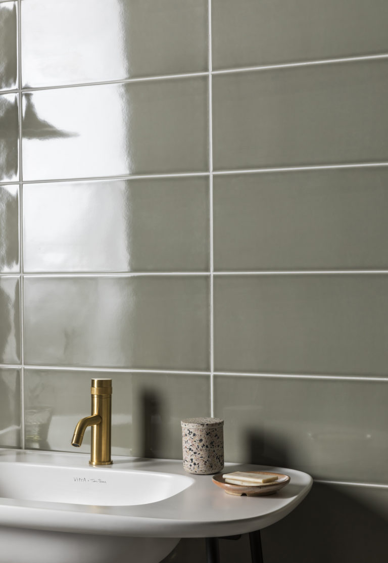 pigment-sage-gloss-ceramic-bathroom-tiles