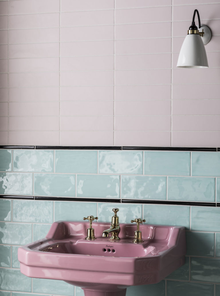 paintbox-black-gloss-ceramic-bathroom-tile