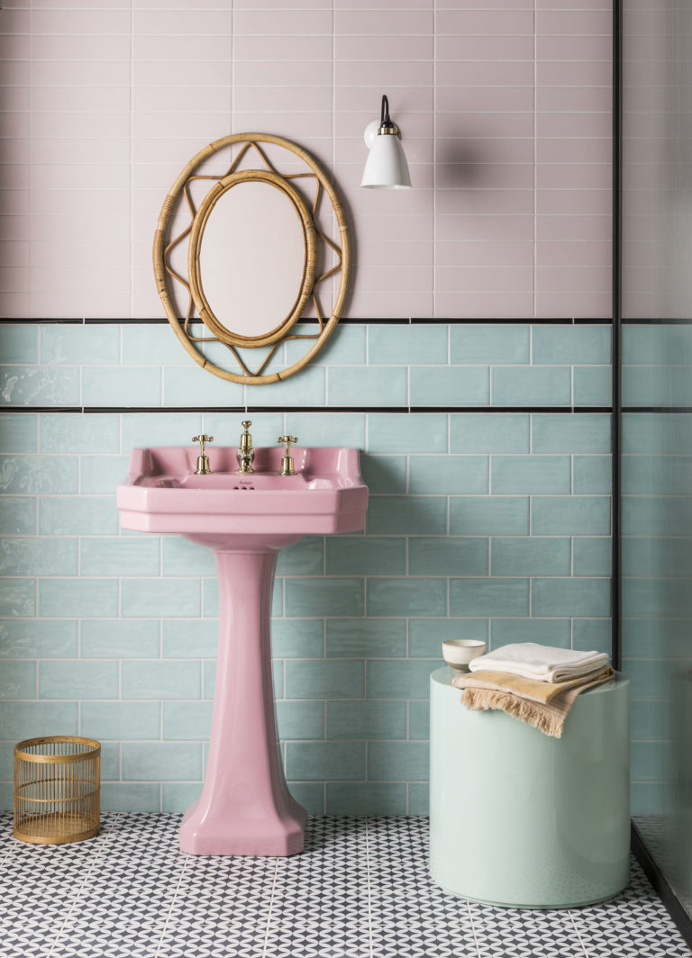 paintbox-aqua-gloss-ceramic-bathroom-tile