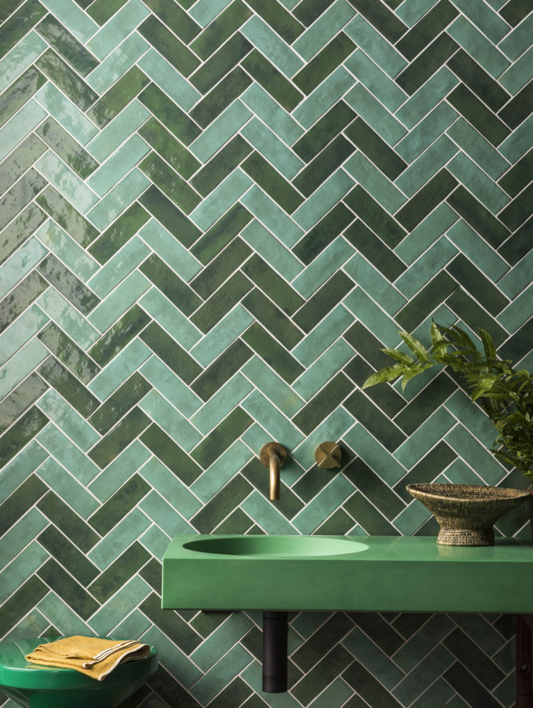 riad-sea-green-gloss-porcelain-bathroom-wall-tile